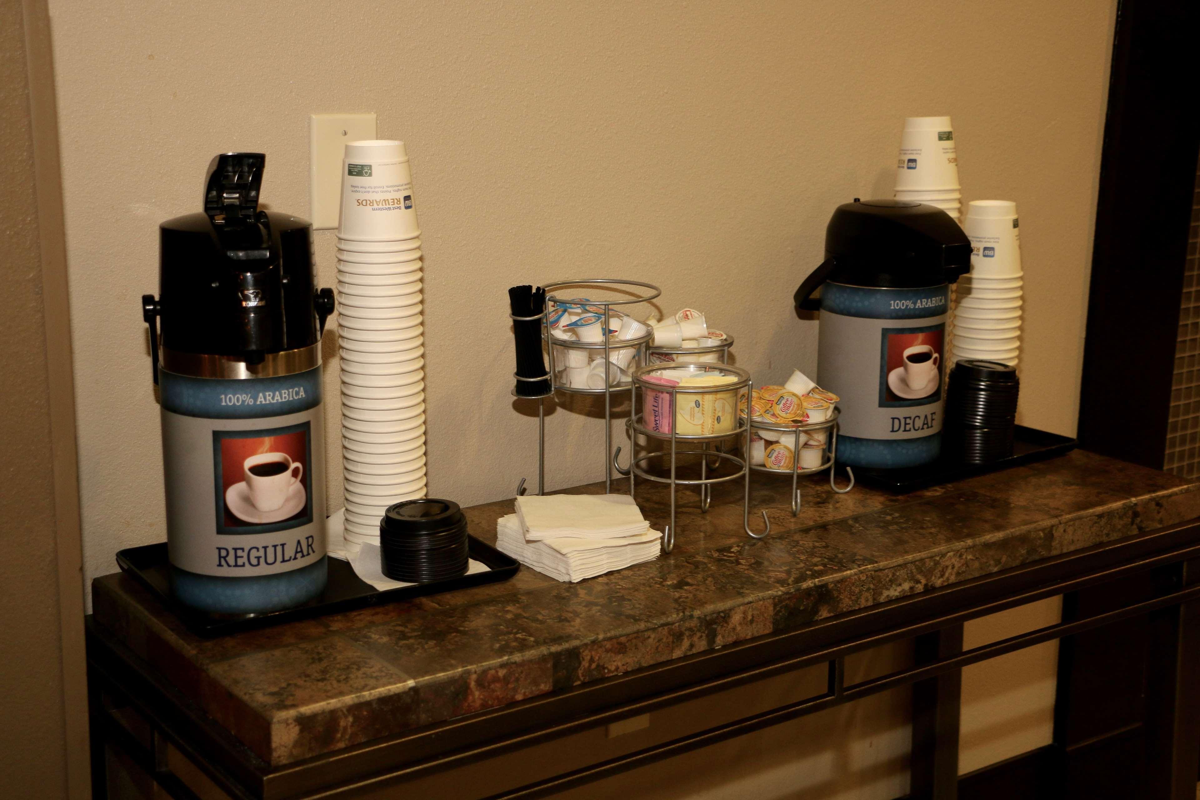 Best Western Plus Omaha Airport Inn Carter Lake Eksteriør billede